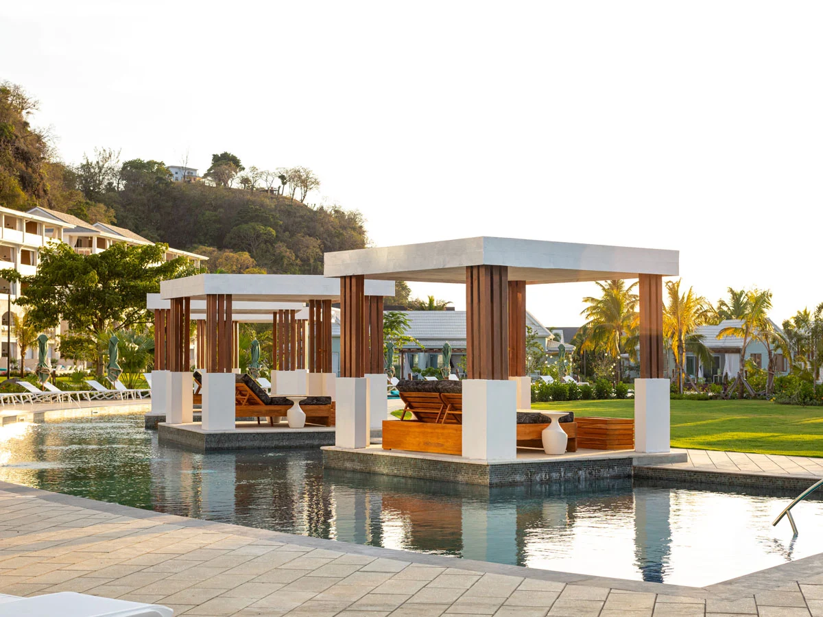 Sandals Saint Vincent Crescent Pool