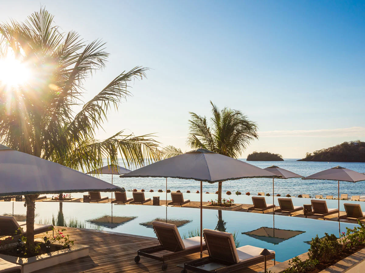 Sandals Saint Vincent Parisol Pool Sunset