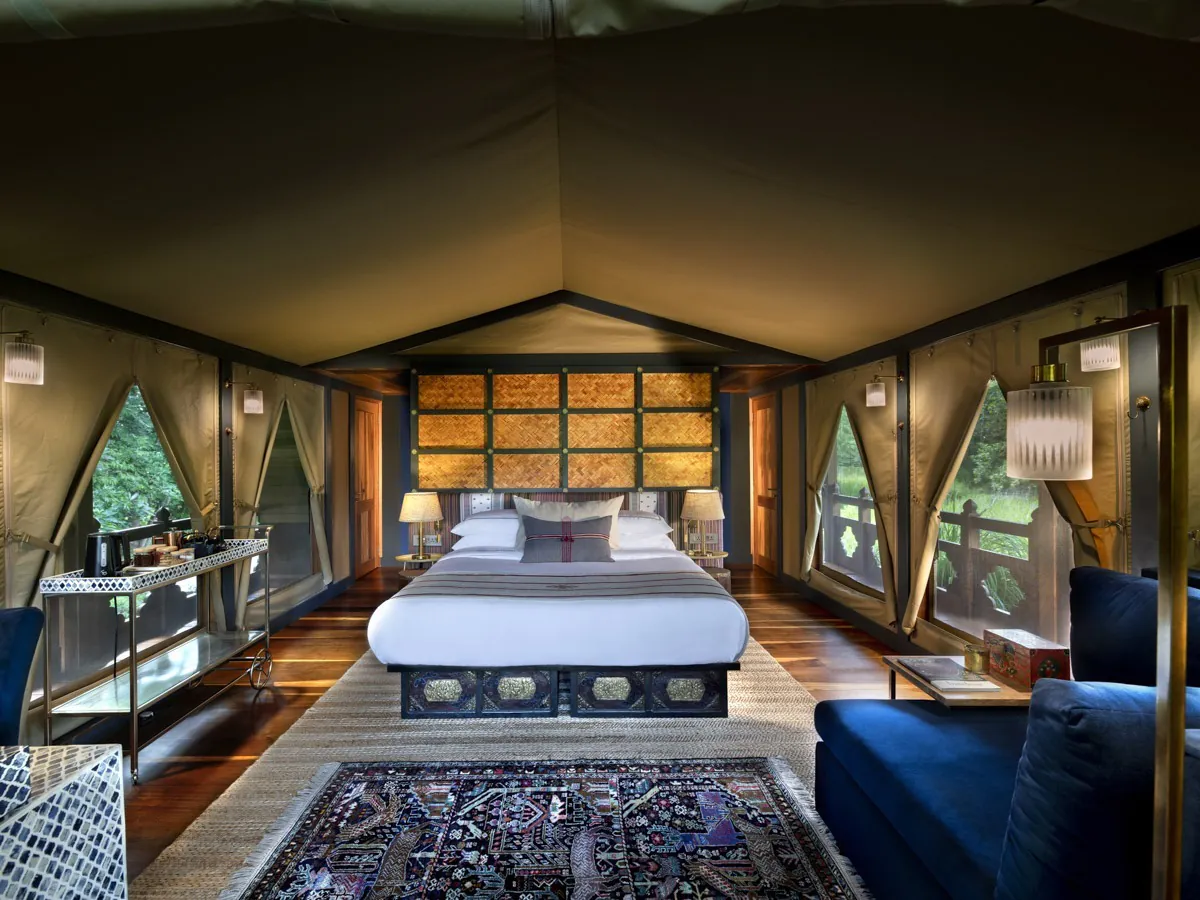 andBeyond Punakha River Lodge Tented Suite Schlafzimmer
