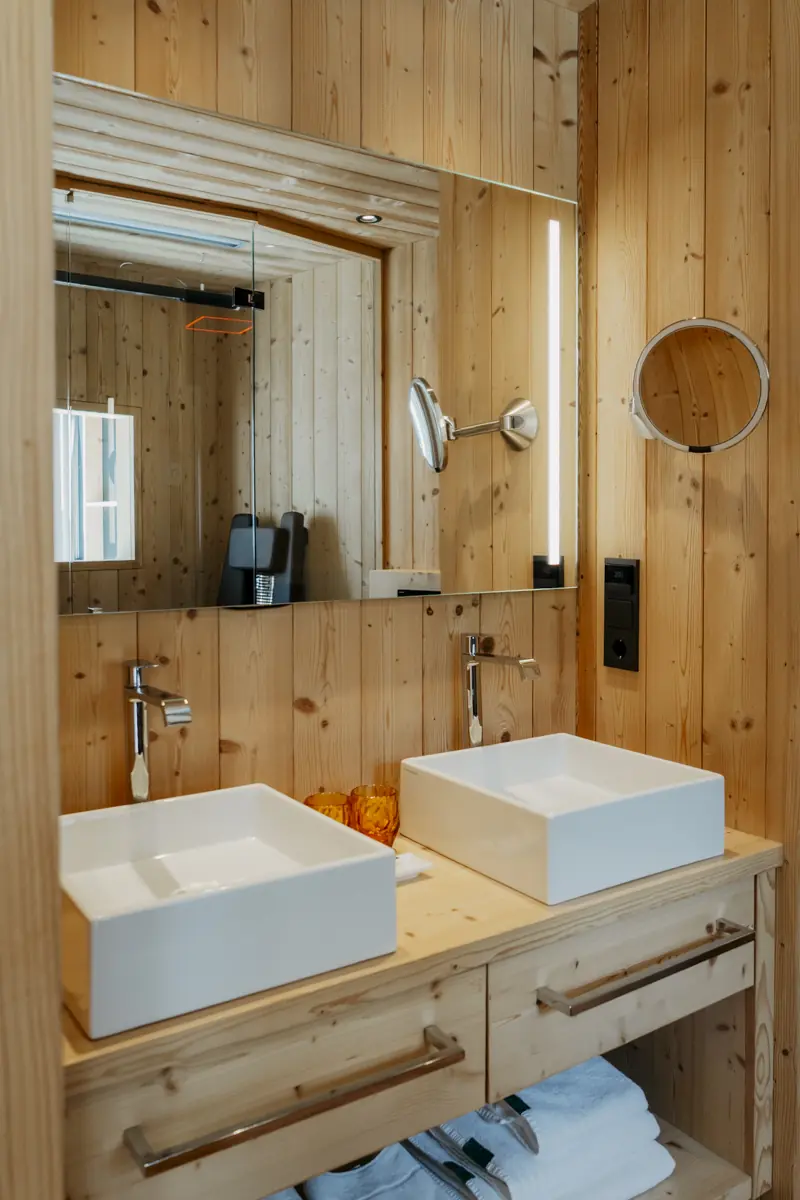 COCOtravel_Suedtirol_SkyiewChalets_Chalet_Bad