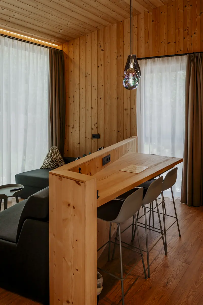 COCOtravel_Suedtirol_SkyiewChalets COCOtravel_Suedtirol_SkyiewChalets_Chalet_Deluxe_Kuechentresen