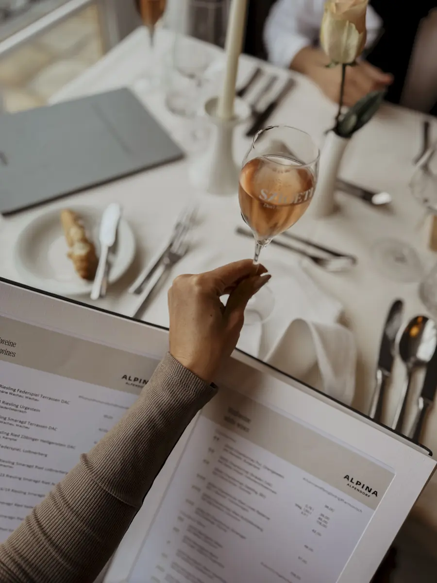 COCOtravel_Alpina_alpendorf_stjohann_dinner_speisekarte