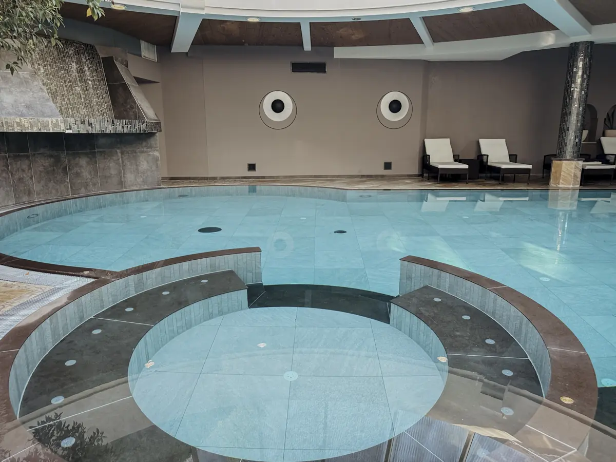 COCOtravel_Alpina_alpendorf_stjohann_whirlpool COCOtravel_Alpina_alpendorf_stjohann_whirlpool