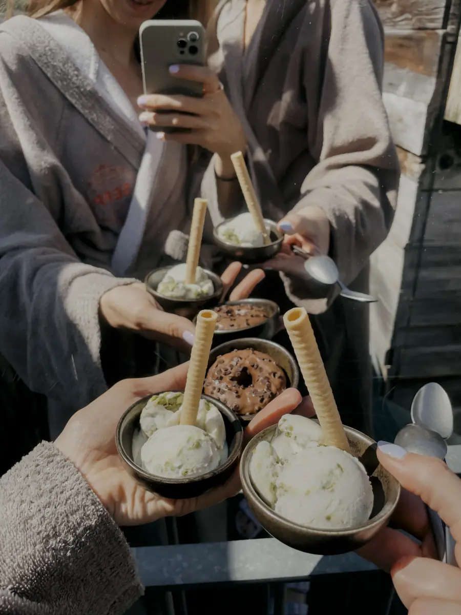 COCOtravel_Oesterreich_MariaAlm_Sepp_Eiswagen