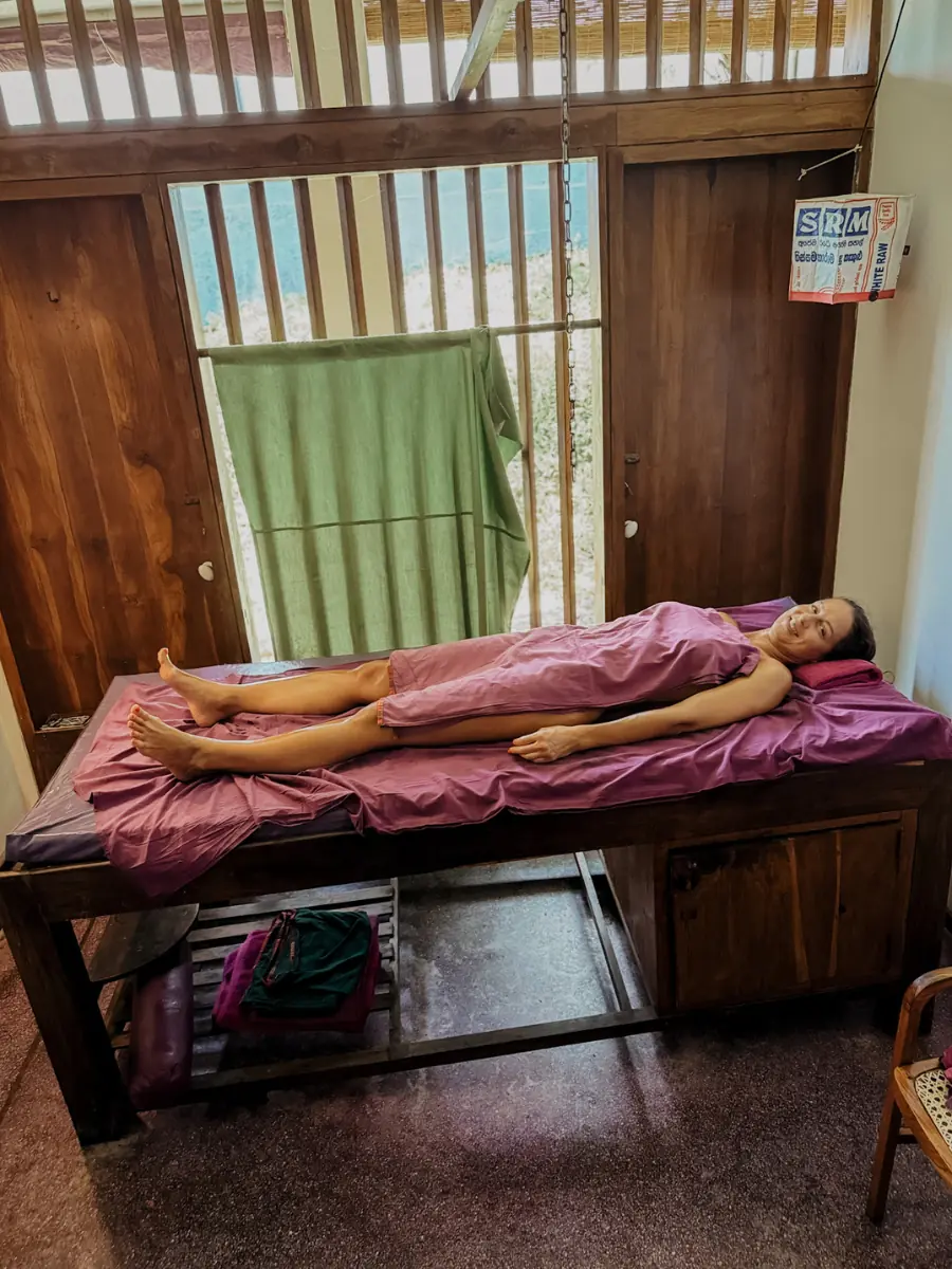 COCOtravel_UTMT_SriLanka_ayurveda_silvia
