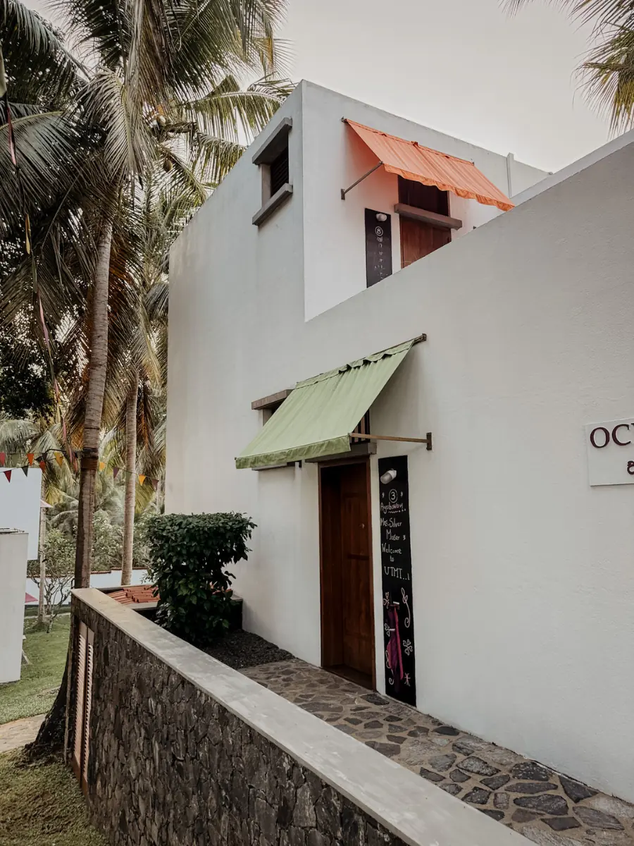 COCOtravel_UTMT_SriLanka_villa_eingang. COCOtravel_UTMT_SriLanka_villa_eingang