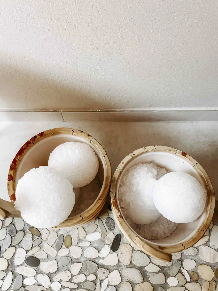COCOtravel_Seehof_-Schneekugeln.jpg