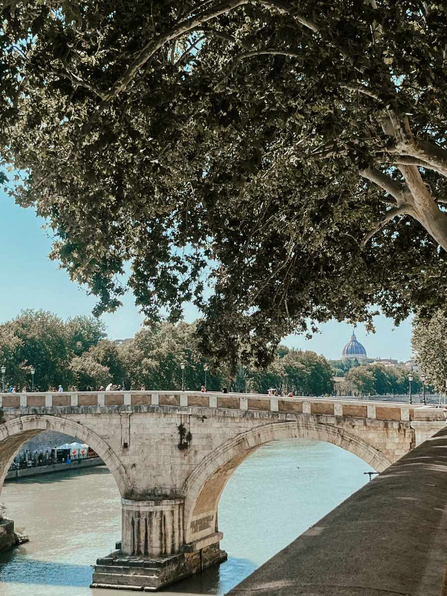 CocoTravel_Numa-Trastevere_Ponte-Sisto.jpg