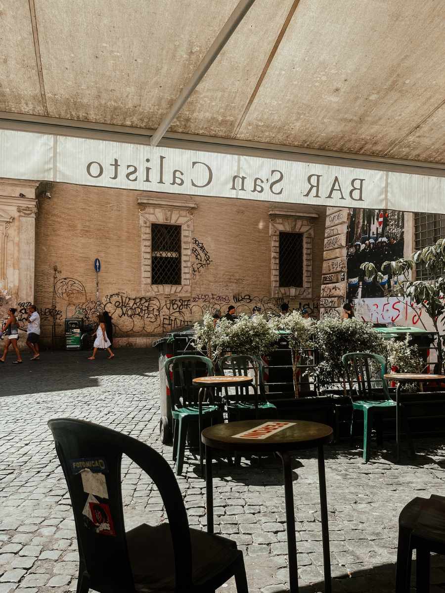 CocoTravel_Numa-Trastevere_San-Calisto-Bar.jpg