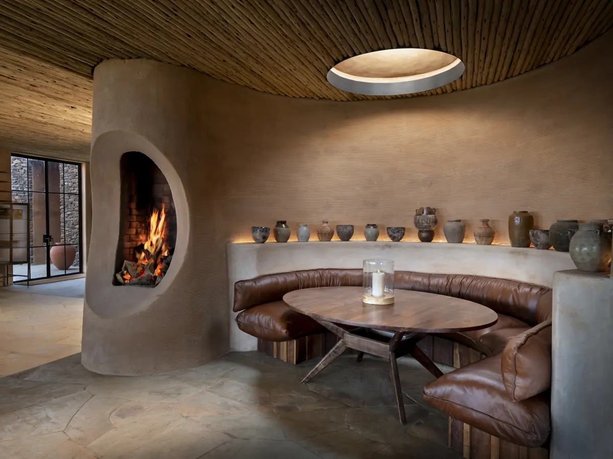 Kenya-Suyian-Lodge-Dining-Area