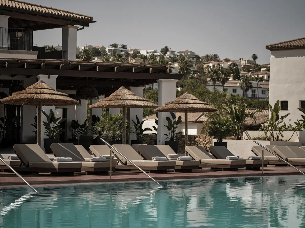 OKU-ANDALUSIA_Pool