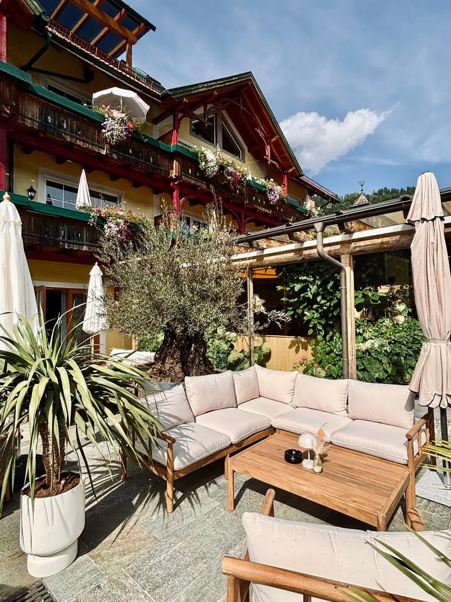 COCOtravel Rosenhof Teichlodges Lounge 5 COCOtravel Rosenhof Teichlodges Lounge 5
