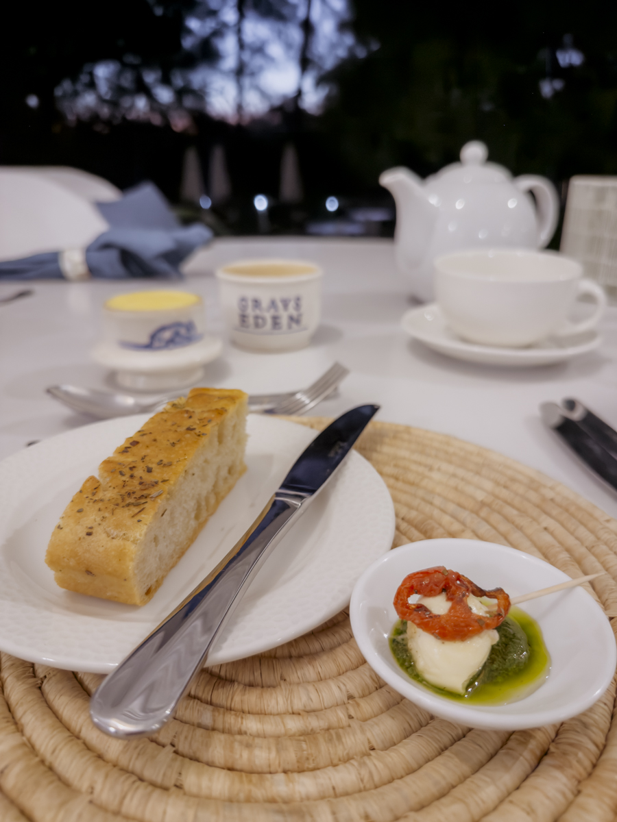 COCOtravel Afrika Botswana GraysEden Restaurant Abendessen