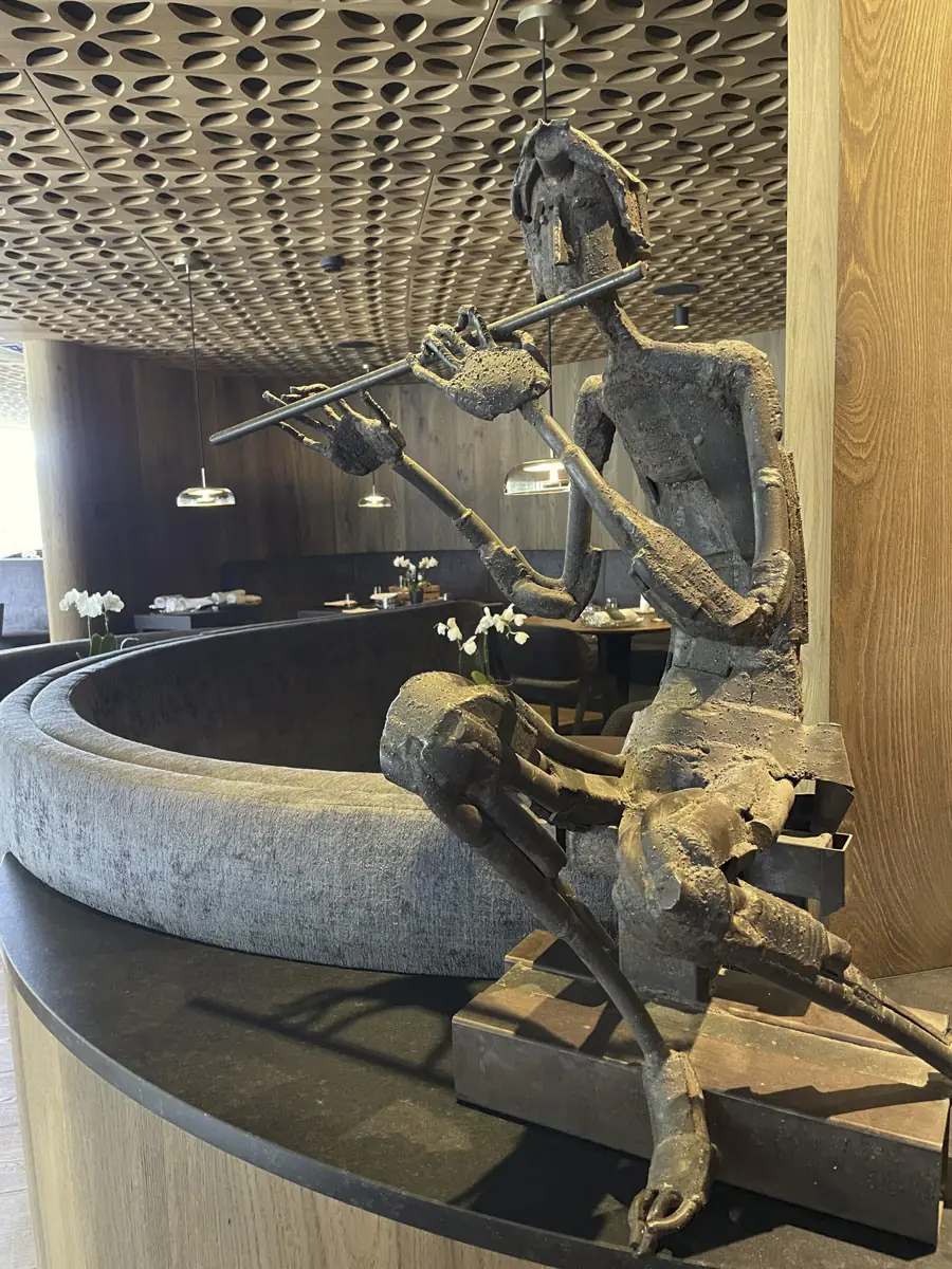 COCOtravel Granbaita Bronzeskulptur2 COCOtravel Granbaita Bronzeskulptur2