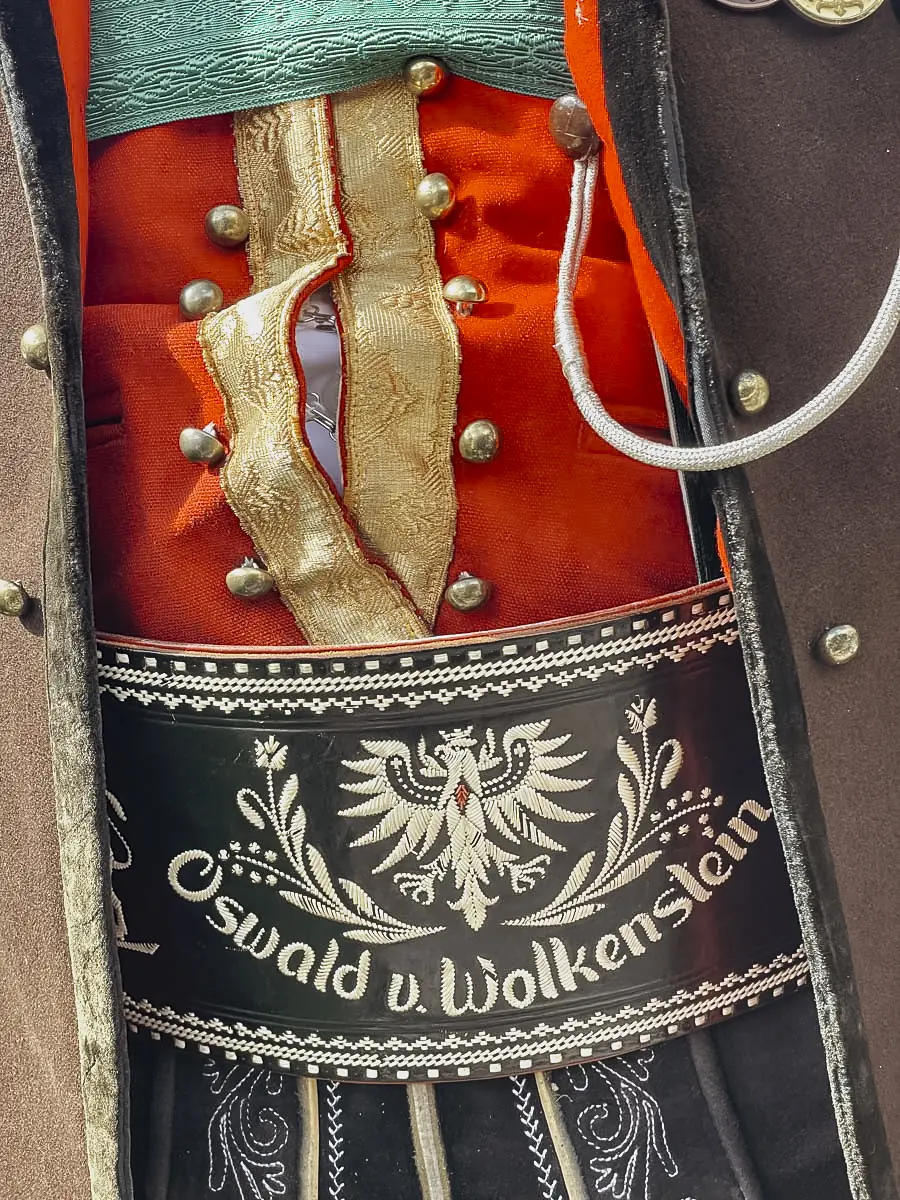 COCOtravel Granbaita Schützentracht COCOtravel Granbaita Schützentracht