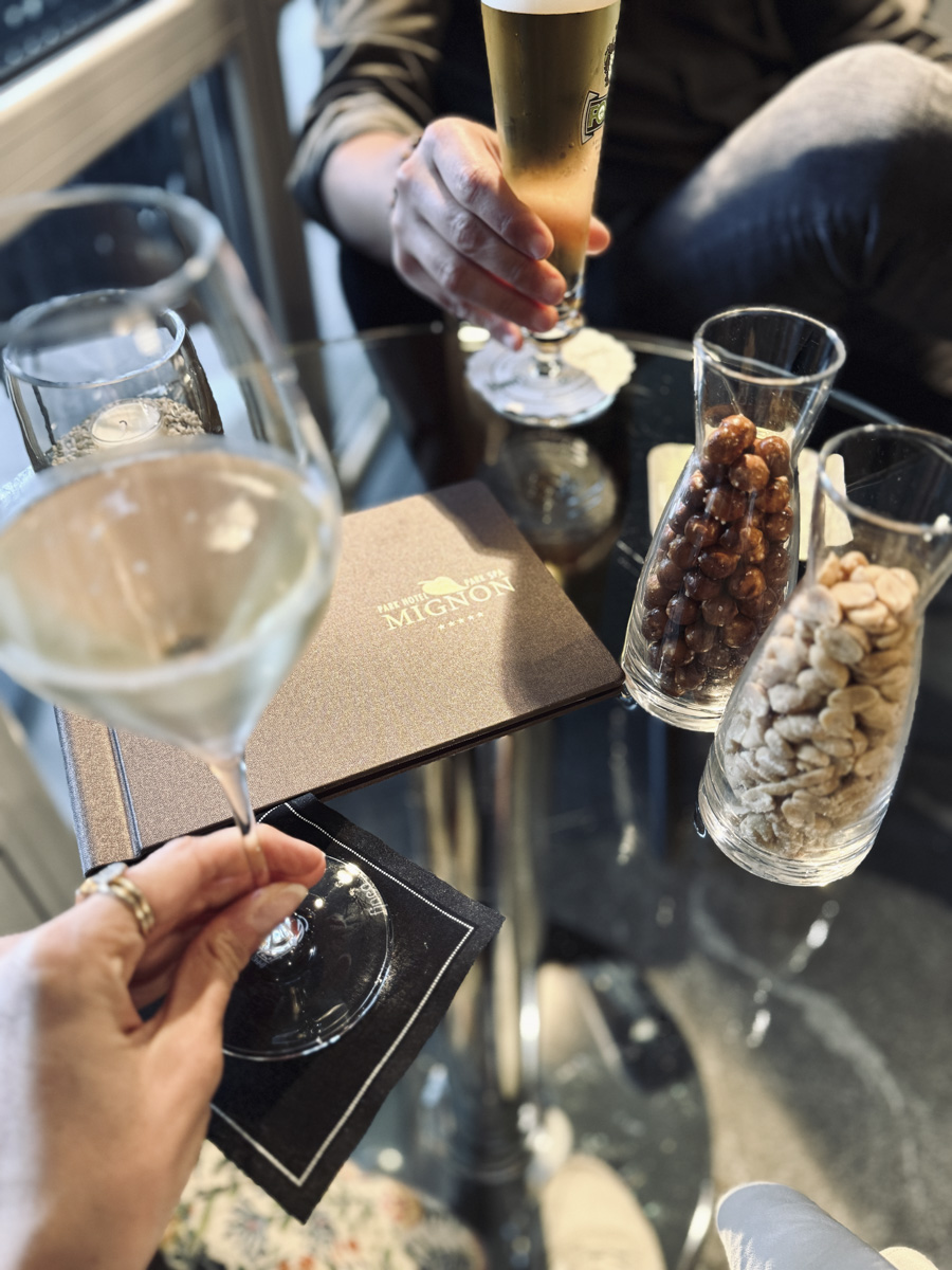 COCOtravel MignonMeran Bar Welcomedrink1