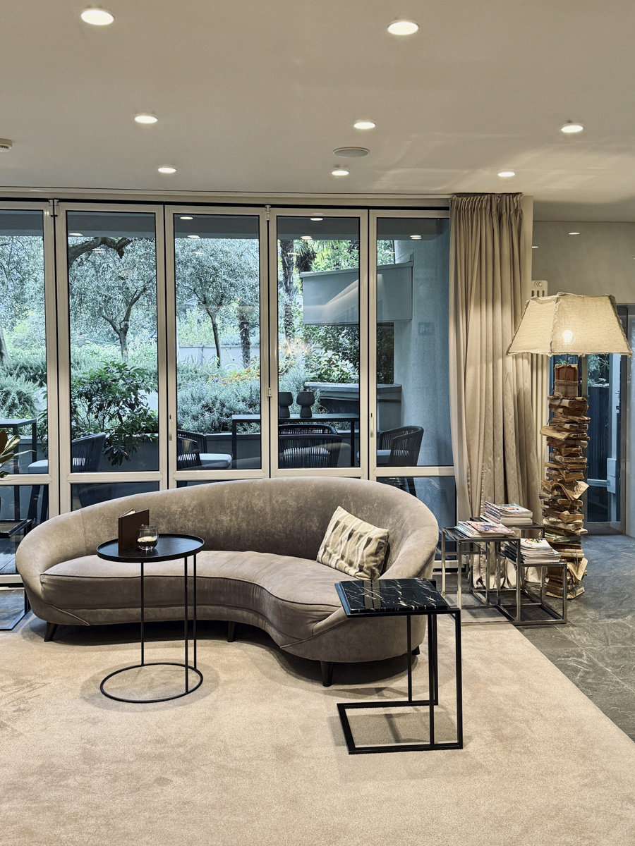 COCOtravel MignonMeran Lounge 3