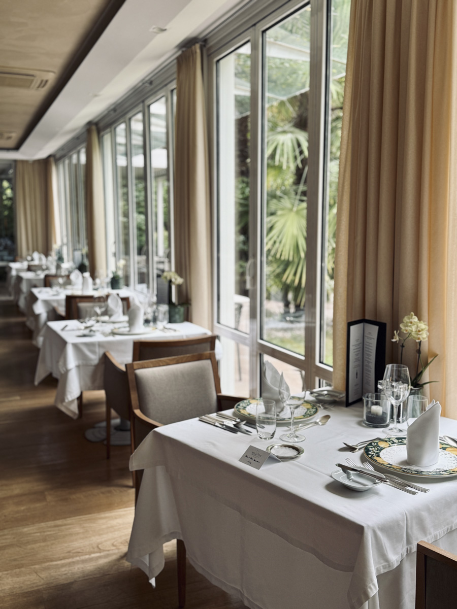 COCOtravel MignonMeran Restaurant 9