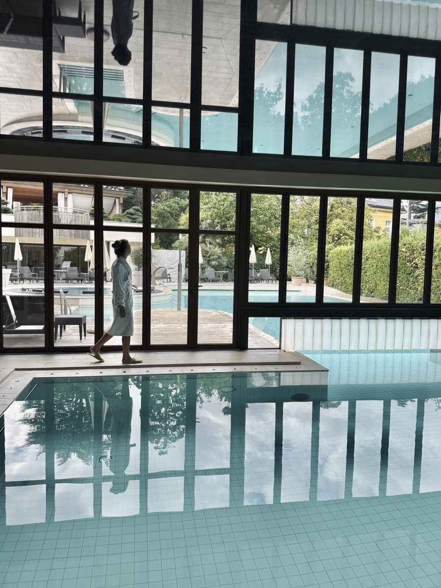 COCOtravel MignonMeran Wellnessbereich Indoorpool 4