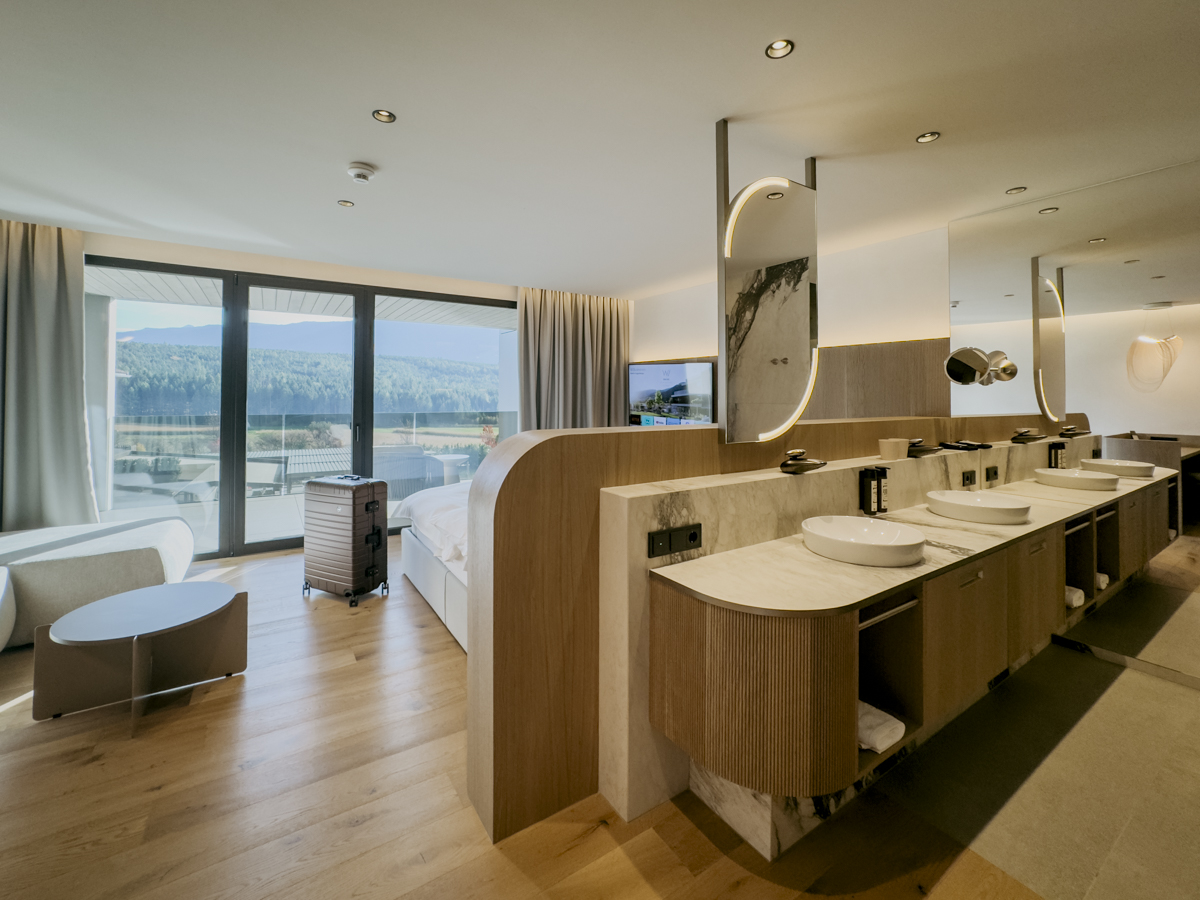 COCOtravel Suedtirol Solvie Zimmer Badezimmer