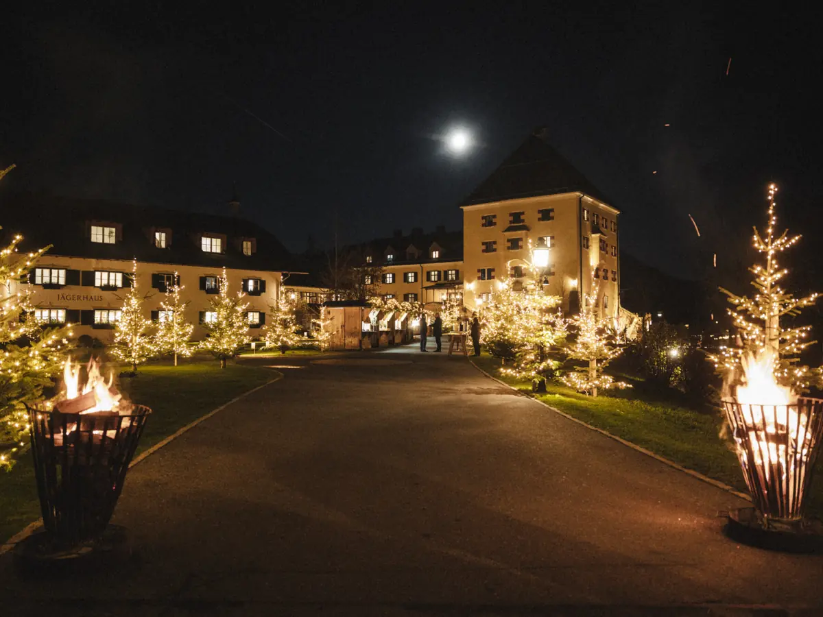 L1003210 (2) L1003210 (2)