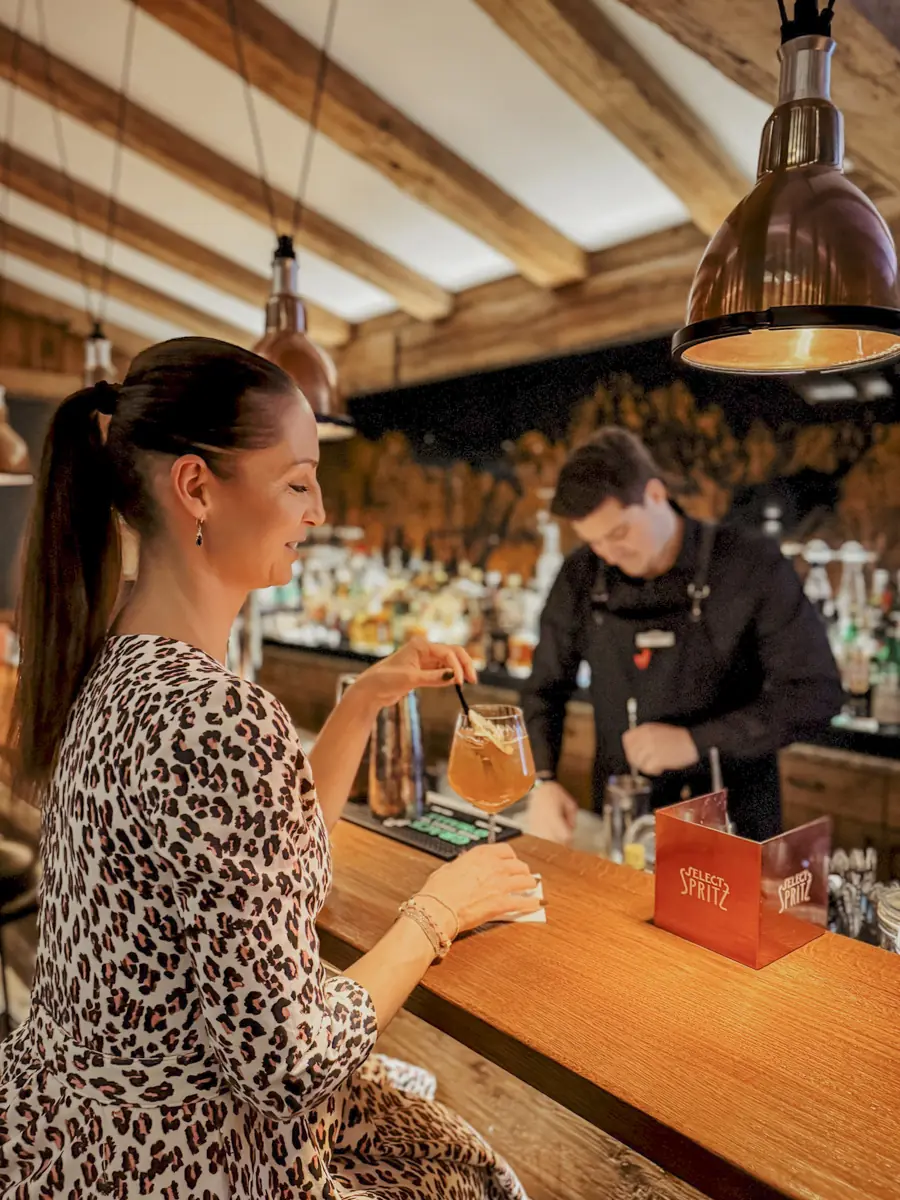 COCOtravel Oesterreich Kitzbuehel Kitzhof Bar Cocktail 4