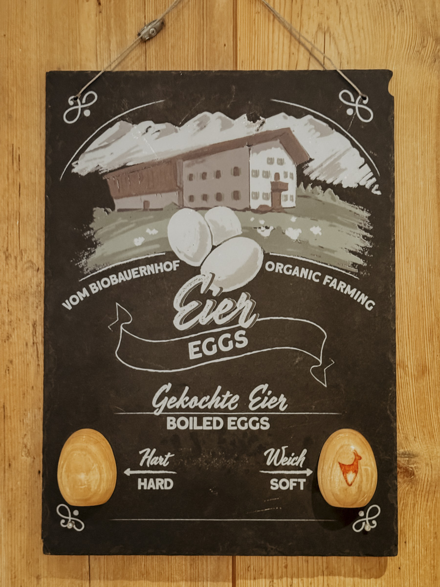 COCOtravel Oesterreich Kitzbuehel Kitzhof Restaurant Fruehstuecksbueffet 11