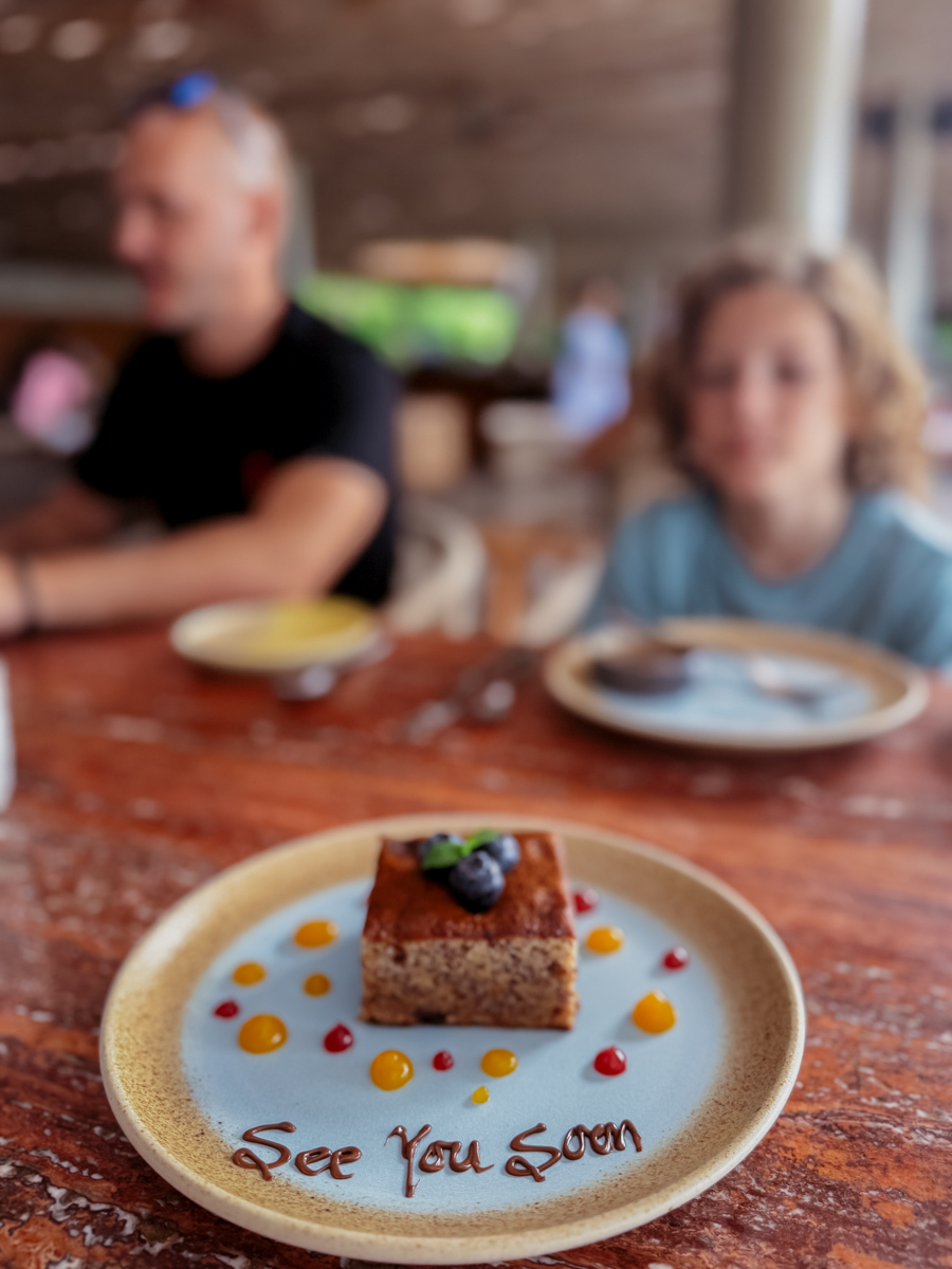 COCOtravel Patina Malediven Frühstück Portico 22