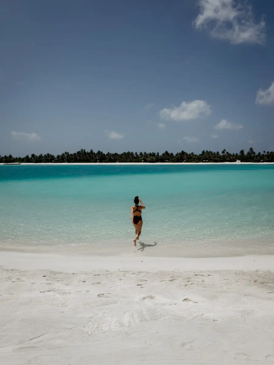 COCOtravel Patina Malediven Strand 15 COCOtravel Patina Malediven Strand 15