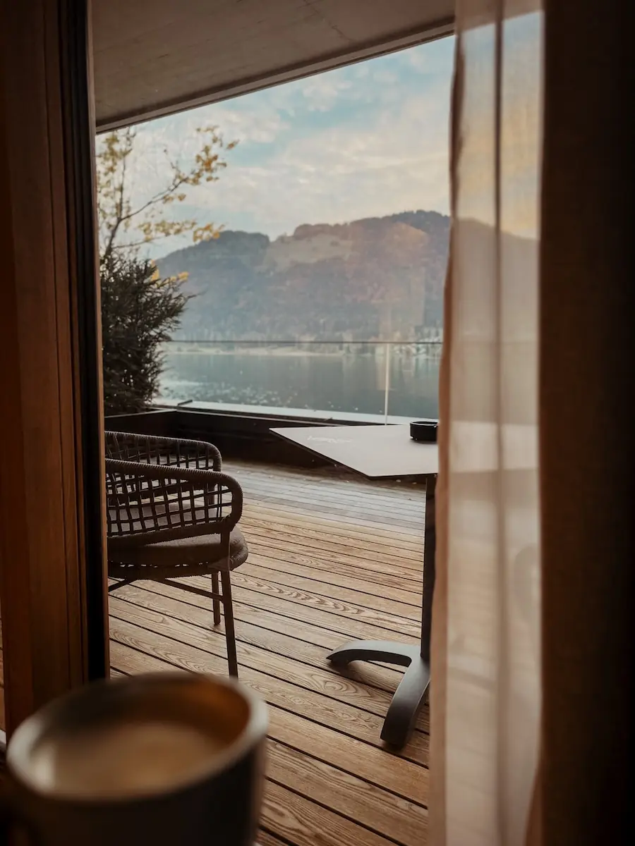 hoch coffee vibes COCOtravel lakeside walchsee