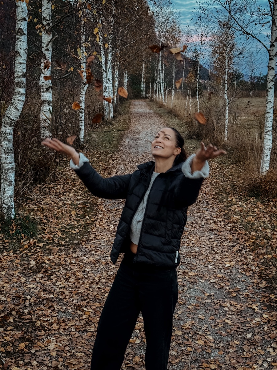 hoch silvia herbst blaetter COCOtravel lakeside walchsee