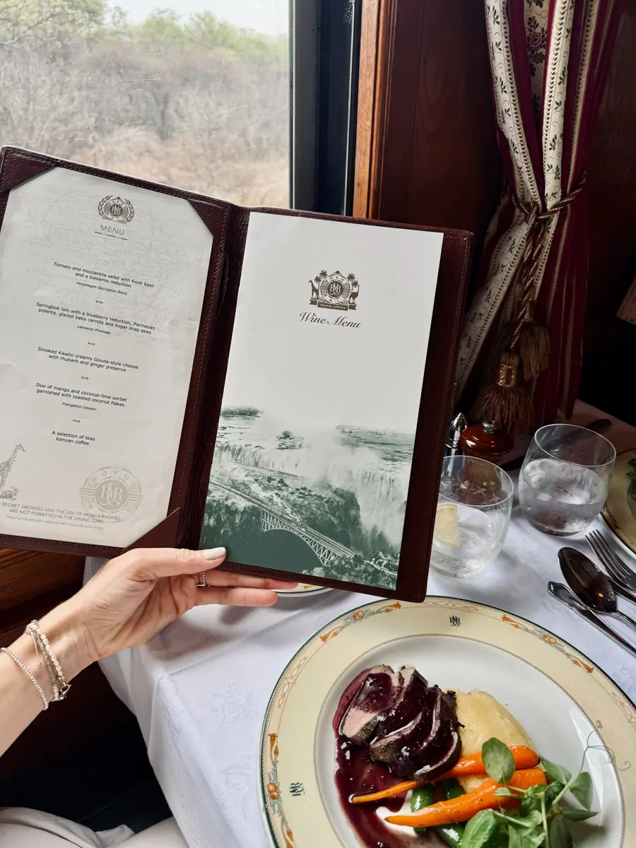 COCOtravel Suedafrika RovosRail Restaurant Lunch 8 COCOtravel Suedafrika RovosRail Restaurant Lunch 8