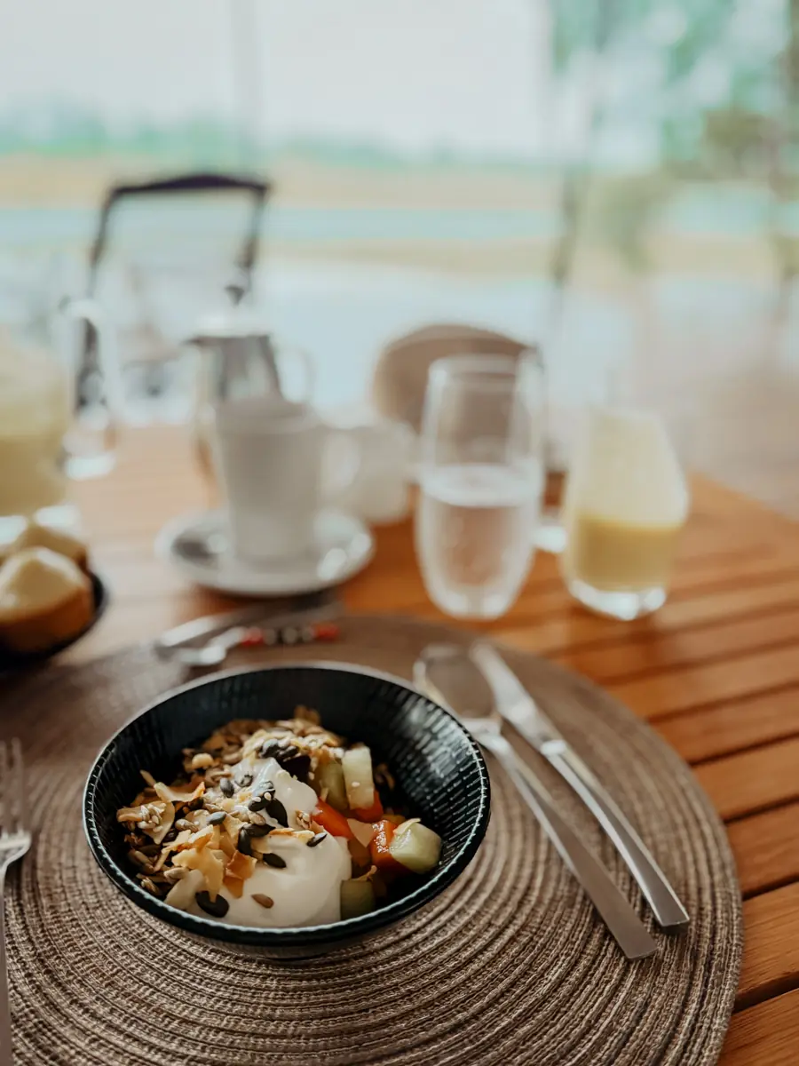 COCOtravel Botswana GreatPlains OkavangoExplorersCamp Restaurant Fruehstueck 6 COCOtravel Botswana GreatPlains OkavangoExplorersCamp Restaurant Fruehstueck 6