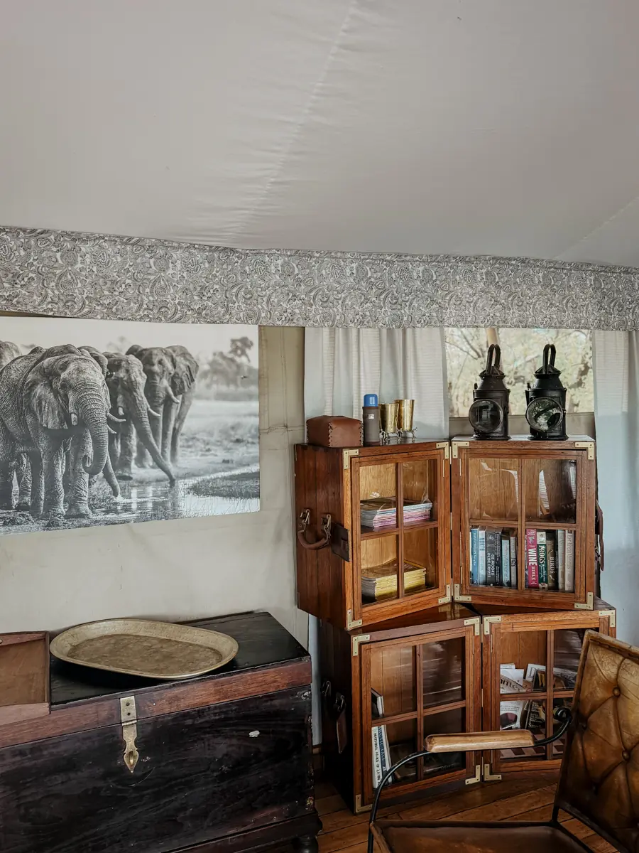 COCOtravel Botswana GreatPlains OkavangoExplorersCamp Restaurant Restaurant 9 COCOtravel Botswana GreatPlains OkavangoExplorersCamp Restaurant Restaurant 9