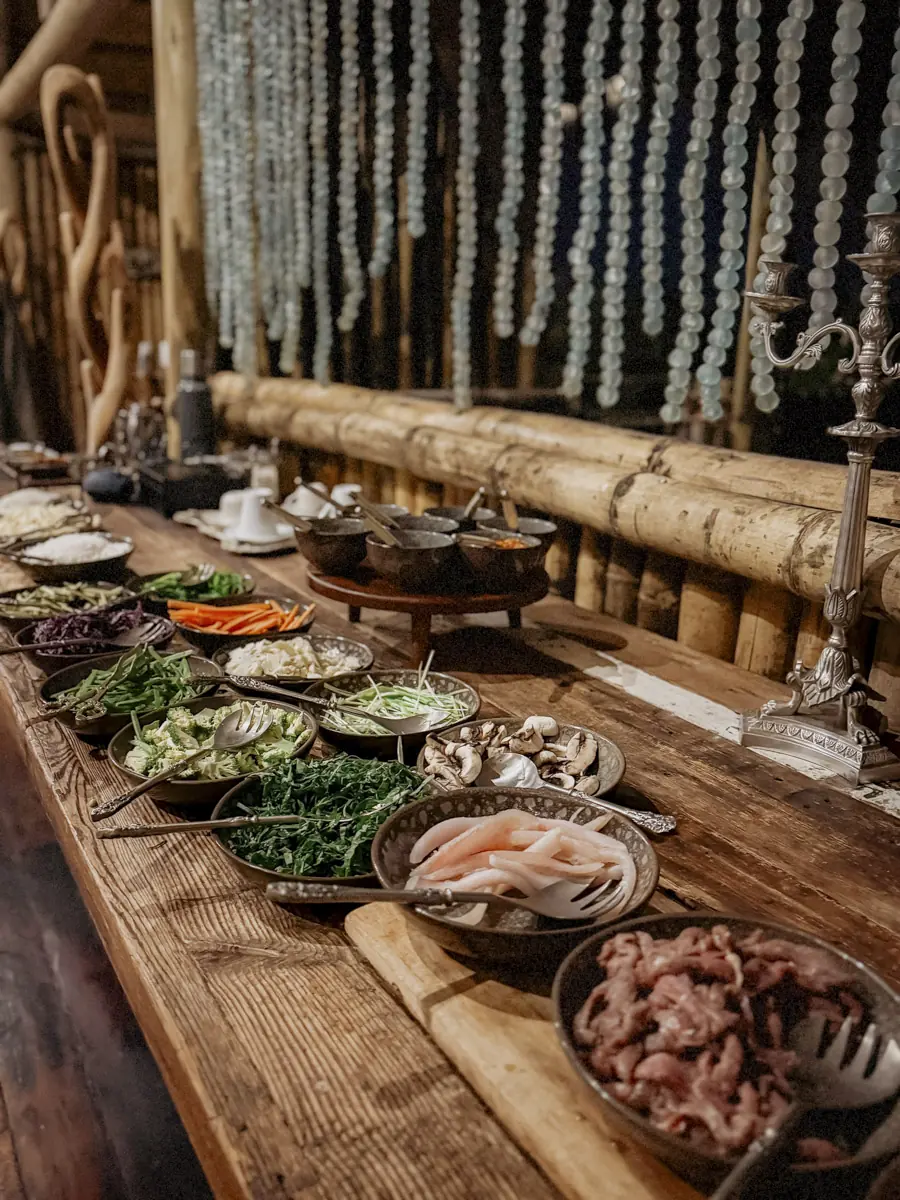 COCOtravel Botswana GreatPlains SitatungaPrivateIsland Restaurant Dinner 4 COCOtravel Botswana GreatPlains SitatungaPrivateIsland Restaurant Dinner 4