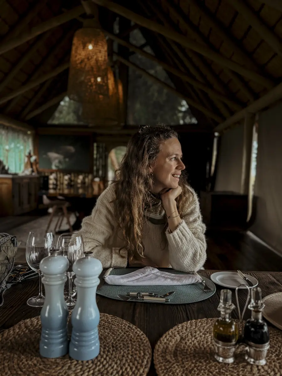 COCOtravel Botswana GreatPlains SitatungaPrivateIsland Restaurant Lunch 13 COCOtravel Botswana GreatPlains SitatungaPrivateIsland Restaurant Lunch 13