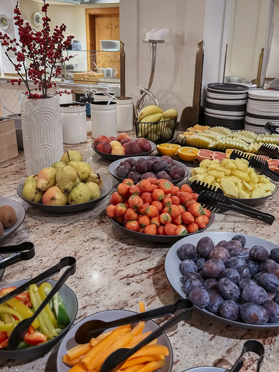 COCOtravel Oesterreich StJohann Alpina Alpendorf Restaurant Fruehstueck 6 COCOtravel Oesterreich StJohann Alpina Alpendorf Restaurant Fruehstueck 6