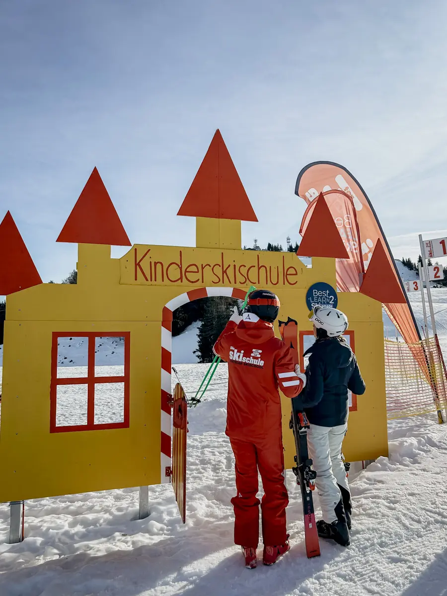 COCOtravel Oesterreich StJohann Alpina Alpendorf Skischule COCOtravel Oesterreich StJohann Alpina Alpendorf Skischule